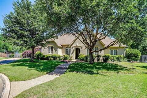 6700 Lions Gate Court, Arlington, TX 76001
