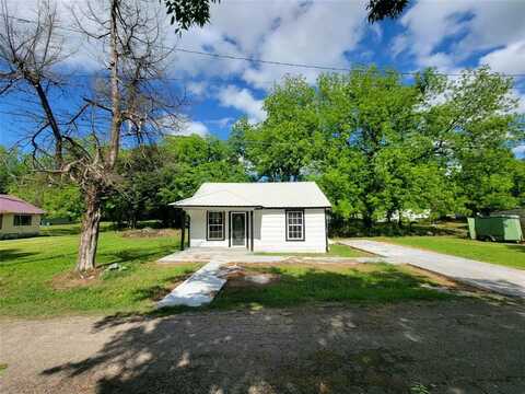 501 S Columbia Street, Clarksville, TX 75426