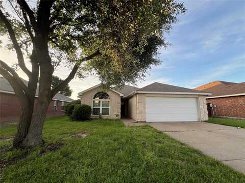 920 Joshua Drive, Burleson, TX 76028