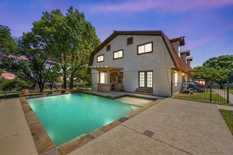 10633 Kiowa Trail W, Fort Worth, TX 76108