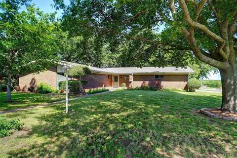 1512 Hulme Street, Bowie, TX 76230