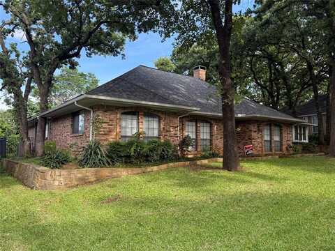 4809 Westhaven Road, Arlington, TX 76017