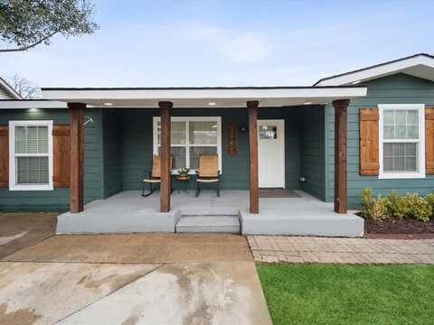 2741 W Clarendon Drive, Dallas, TX 75211