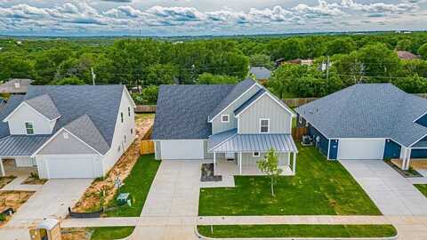 2048 Salina Circle, Granbury, TX 76048