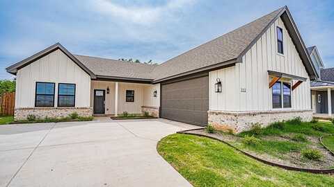 2112 Salina Circle, Granbury, TX 76048