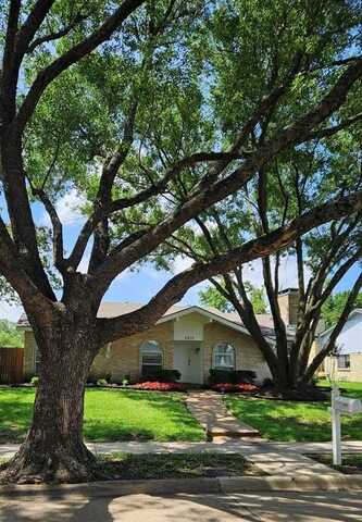 2910 Raintree Drive, Plano, TX 75074