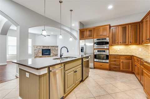 6631 Via Positano, Irving, TX 75039
