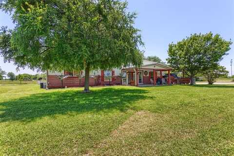 5295 Ganzer Road W, Krum, TX 76249