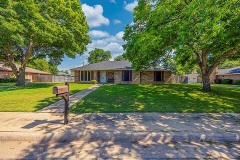 703 Athenia Way, Duncanville, TX 75137