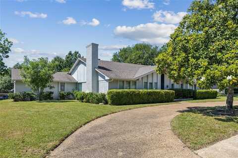 6908 Heatherknoll Drive, Dallas, TX 75248