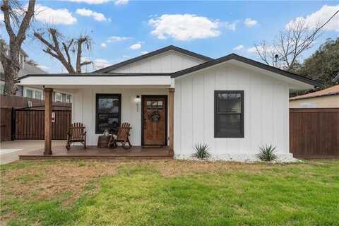 621 S 9th Street, Waco, TX 76706
