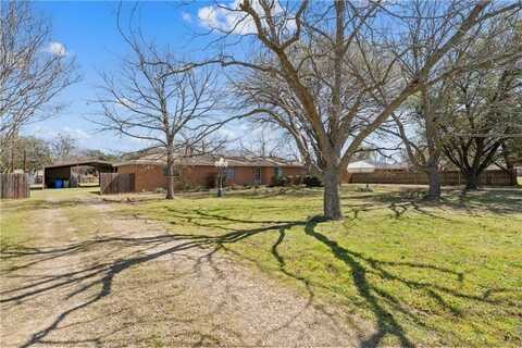 568 Bosque Lane, Mc Gregor, TX 76657