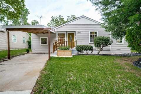2839 Ruidosa Avenue, Dallas, TX 75228
