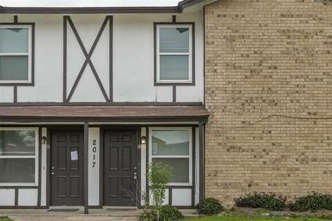 2017 Paisley Drive, Arlington, TX 76015