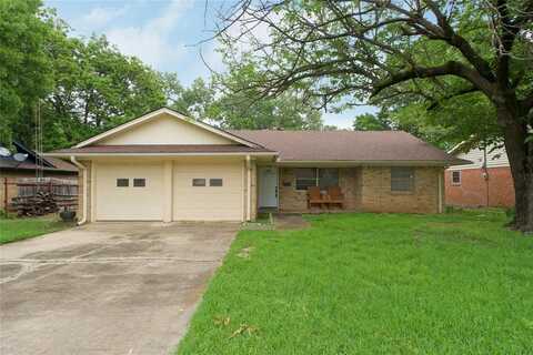 1112 Hillside Drive, Gainesville, TX 76240