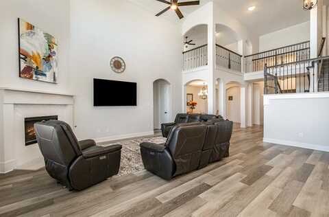 1204 Manor Creek Way, Mansfield, TX 76063