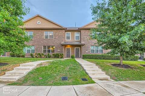 1313 Lake Crest Lane, Lewisville, TX 75057