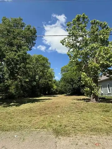 1509 Locust Street, Commerce, TX 75428