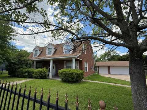 901 Daffan Avenue, Ennis, TX 75119