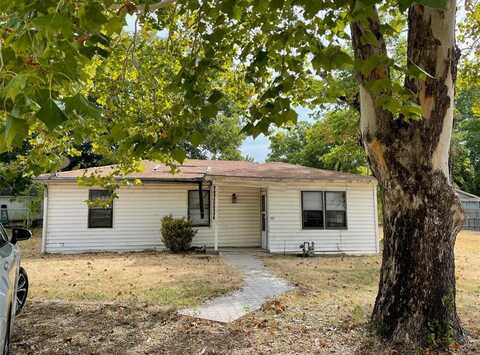 307 N 4th Street, Crandall, TX 75114
