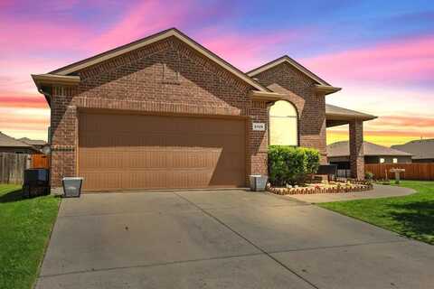 5129 Meadow Lane, Krum, TX 76249