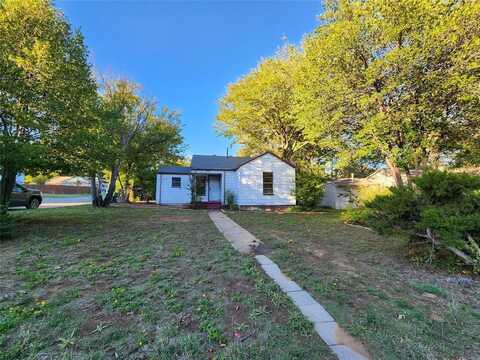 1516 Lindsey Street, Denton, TX 76205
