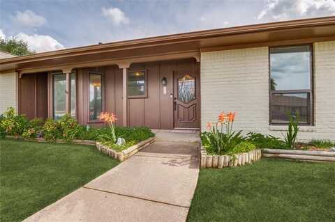 2800 Peachtree Lane, Pantego, TX 76013