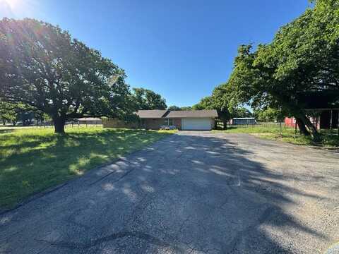 1946 US Highway 380 E, Graham, TX 76450