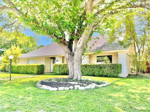 42 Merrie Circle, Richardson, TX 75081