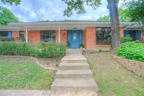 5808 Arbor Valley Drive, Arlington, TX 76016