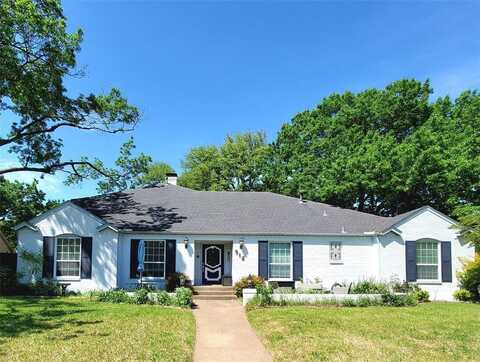 912 Chadwick Drive, Richardson, TX 75080