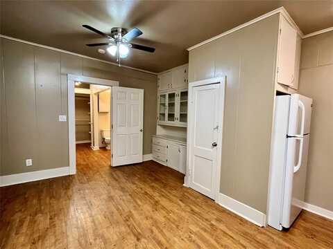 1002 Gregg Street, Denton, TX 76201