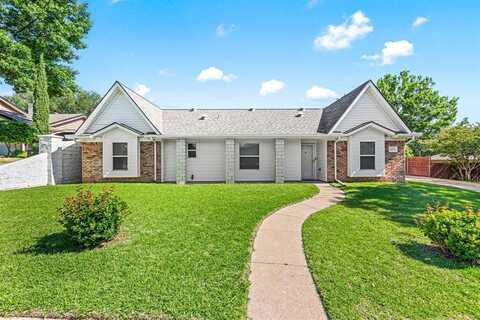 501 Eagle Drive, Bedford, TX 76021