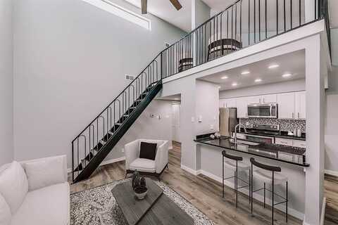 7525 Holly Hill Drive, Dallas, TX 75231
