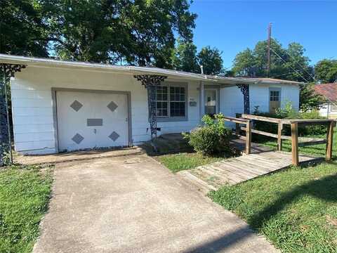 800 Wyatt Street, Waxahachie, TX 75165