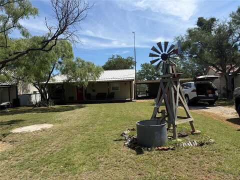 10141 Cliff Drive, Brownwood, TX 76801
