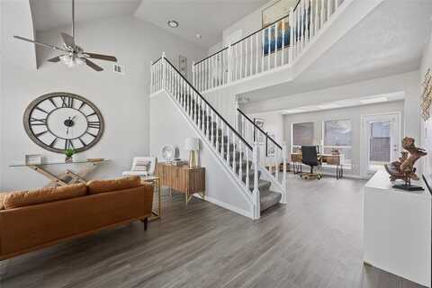 2038 Biscayne Drive, Lewisville, TX 75067