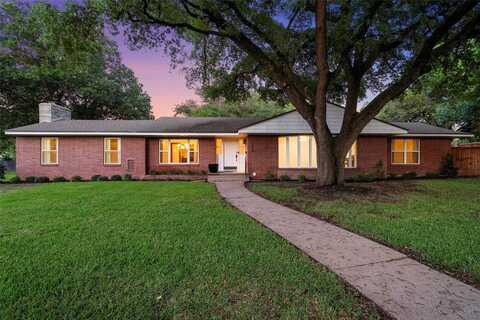 2625 Old Oaks Drive, Waco, TX 76710