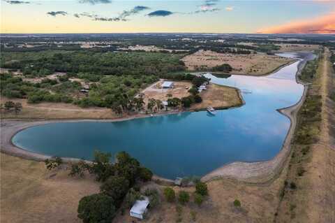 318 Wildbird Lane, Axtell, TX 76624
