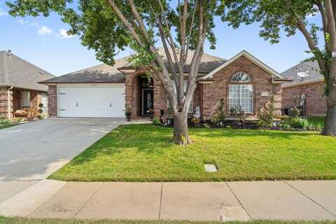 2721 Flint Rock Drive, Fort Worth, TX 76131