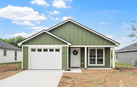 387 E Burleson Street, Mart, TX 76664