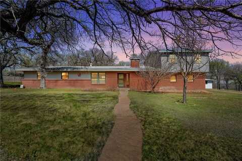 271 Candyce Drive, Lorena, TX 76655