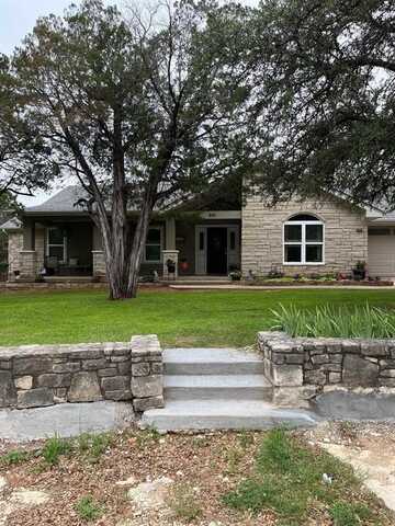 203 Hill Top Drive, Glen Rose, TX 76043