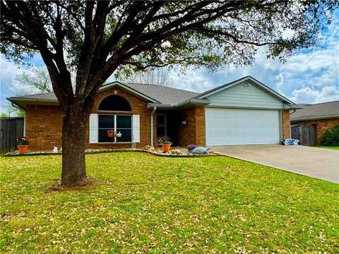 203 Oakwood Drive, Mexia, TX 76667