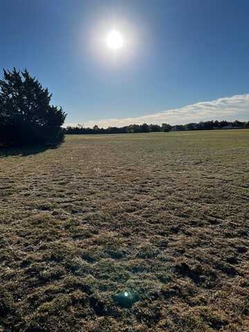 601 W Wintergreen Road, DeSoto, TX 75115