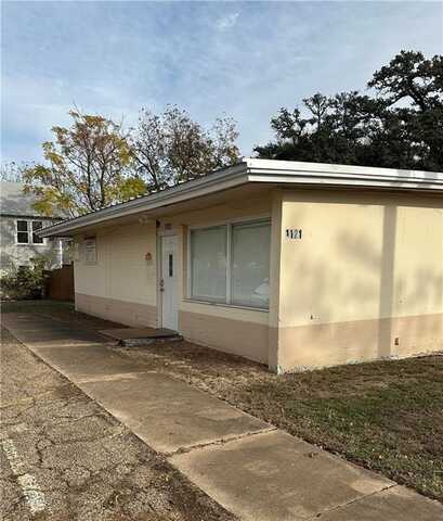 1121 N 18th Street, Waco, TX 76707