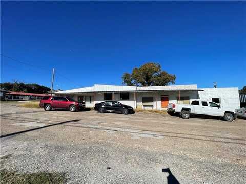 400 Hwy 22 Highway, Clifton, TX 76634
