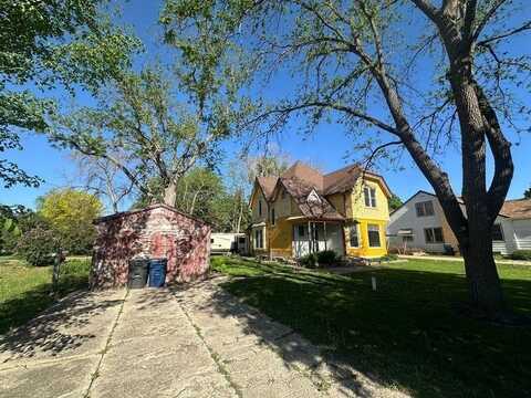 223 N Main Street, Paullina, IA 51046