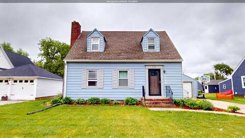 325 S MAIN ST, Paullina, IA 51046