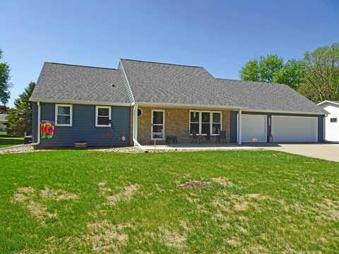 515 Sunrise Avenue, Sanborn, IA 51248